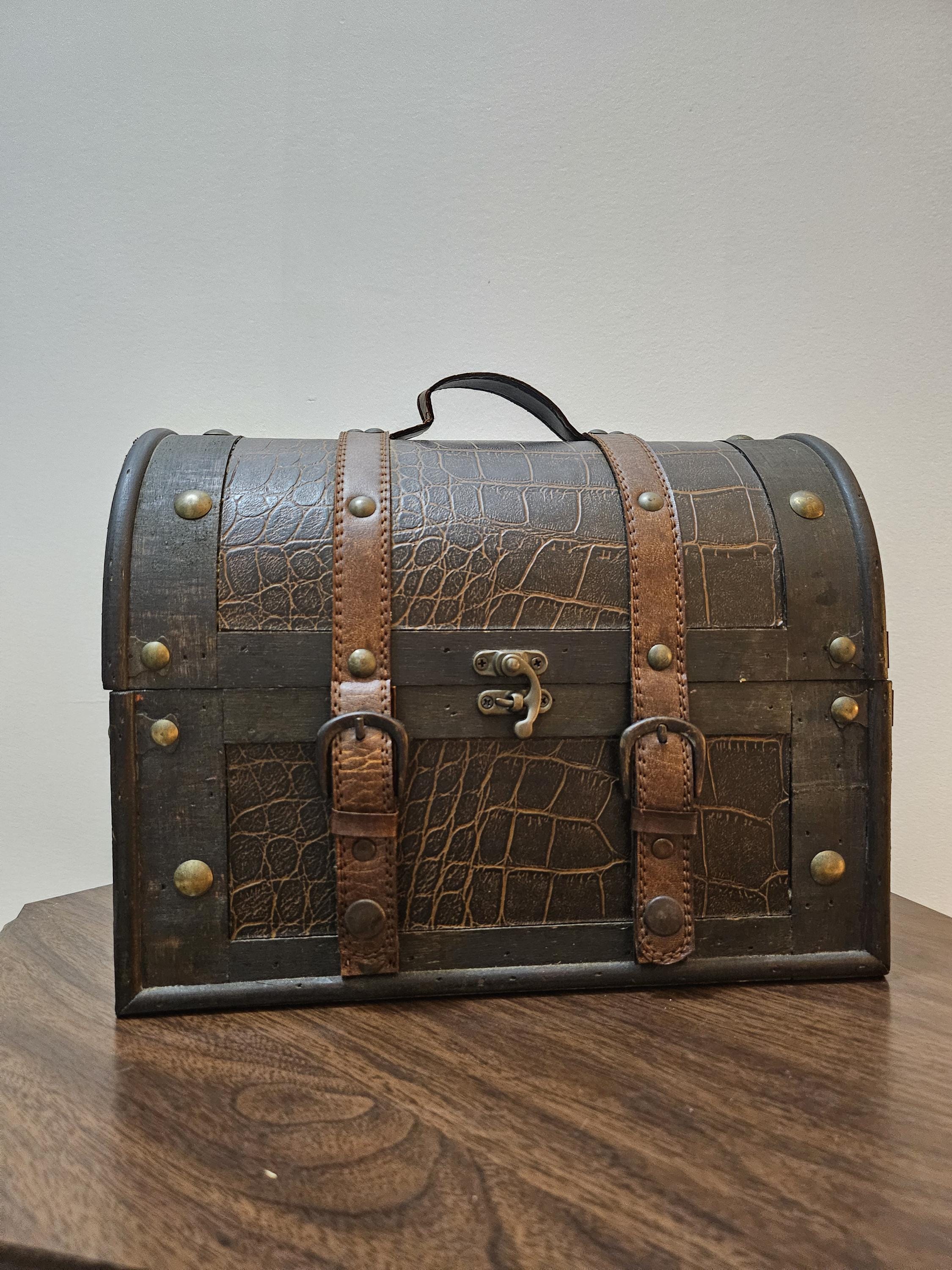 Vintage Style Wooden Treasure Chest Trunk – Decorative Storage Box With ...