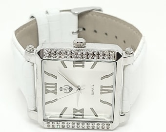 Ladies Vintage White Leather Pagani Watch