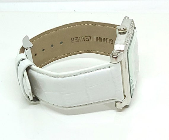 Ladies Vintage White Leather Pagani Watch - image 6