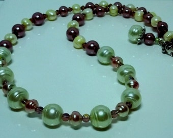 Green and Wine Pearl Necklace