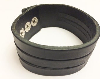 Triple Classic Black Stripe leather bracelet