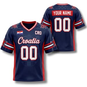 K&ouml;nnte beinhalten: Ein marineblaues Kroatien-Fu&szlig;balltrikot mit roten und wei&szlig;en Akzenten. Das Trikot zeigt das Wort "Croatia" in wei&szlig;er Schrift, die Nummer "00" und die kroatische Flagge. Auf der R&uuml;ckseite des Trikots befinden sich die Nummer "00" und Platz f&uuml;r einen Namen.