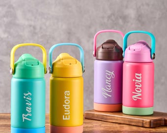 Botella de agua personalizada para niños, grabada a medida para niños y niñas, regreso a clases, botella de acero inoxidable de 12 oz, vaso para campamento de verano para niños pequeños.