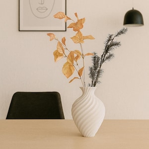 Modern vase – 3D printing – decoration – vase – curved
