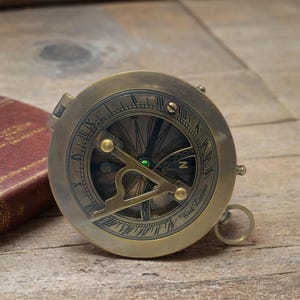 Personalized Brass Compass Gift For Retirement Antique Style Engraved Pocket Sundial Compass Gift for Husband, Nautical Gift, Vintage Decor