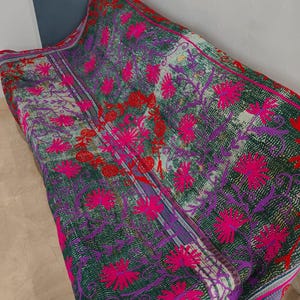 Vintage Kantha Quilt: Hand-Stitched Indian Suzani Throw, Bohemian Blanket