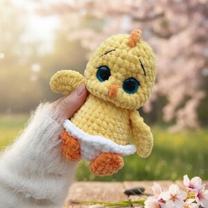 Crochet chick pattern. Amigurumi plush toy chick. PDF tutorial in English. Easter chick crochet pattern. imagem 8