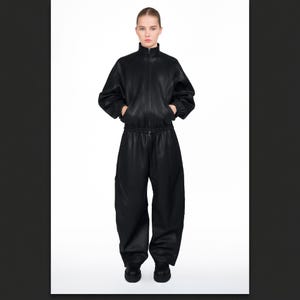 Custom Leather Tracksuit | 2-Piece Jogger and Jacket Set | Fashion Activewear oversized Track Jacket in Primal Lambskin Leather urban street