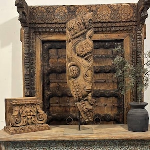 Handcrafted Wooden Carved Wall Brackets | Decorative Accent Pieces | Rustic Wall Corbels for Shelves | Vintage Home Decor Brackets Decor