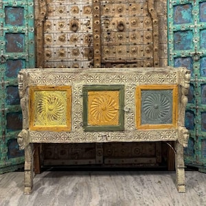 Antique Wooden Damchiya Chest – Hand-Carved Indian Sideboard | Vintage Storage Cabinet for Entryway, Living Room, or Bedroom Decor