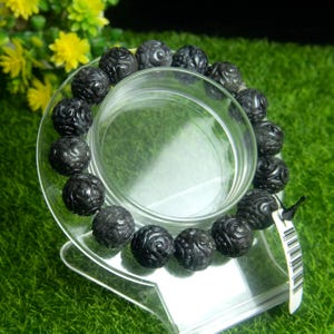 希少な90mm天然A級ビルマ翡翠バングル 手彫り双龍と水晶玉付き | 幸運