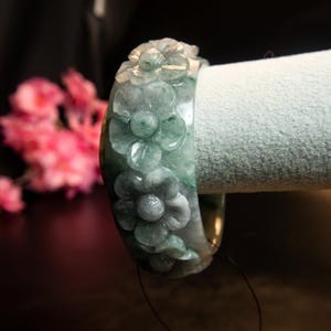 Natural Grade A Burmese Jade Bangle 61mm – Hand-Carved Flower Motif | Ice White Green & Translucent Gray | Lucky Jadeite Bracelet for Women