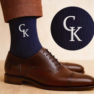 Calzini personalizzati per lo sposo, calzini da uomo personalizzati con nome o iniziali, regalo di nozze