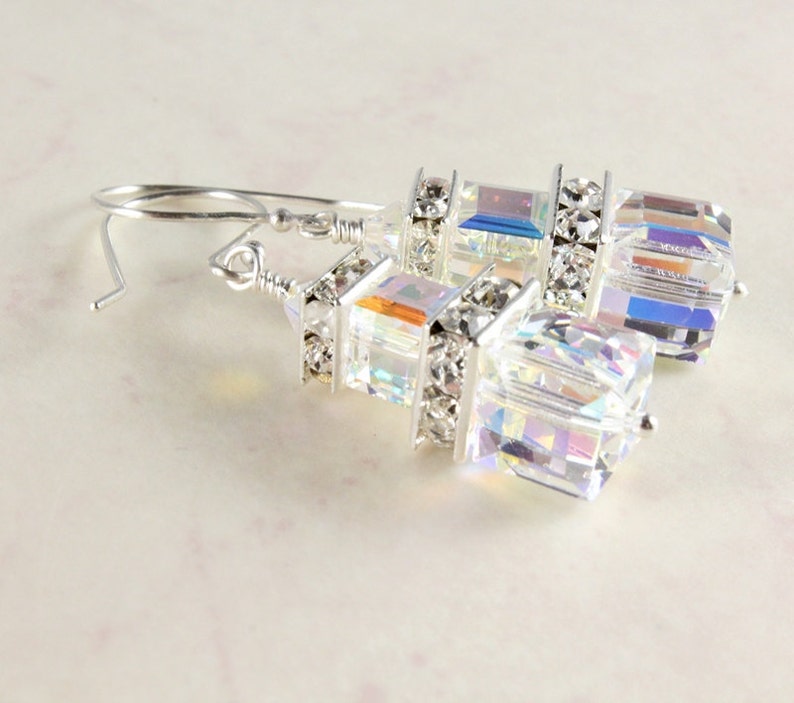 Boucles doreilles en cristal Swarovski, boucles doreilles Aurora Borealis, boucles doreilles Crystal Cube, argent fin, boucles doreilles nuptiales, pierre de naissance davril image 1