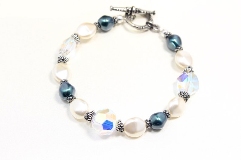 Winter Pearl and Crystal Bracelet With Iridescent Tahitian and White Baroque Pearls from Swarovski, June Birthstone, Winter Storm Bracelet image 3