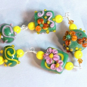 Green Floral Lampwork Bracelet, Wire Wrapped, Green Lampwork image 3