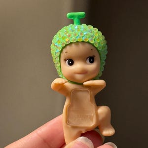 Bedazzled Honeydew Looking Back Sonny Angel Hipper