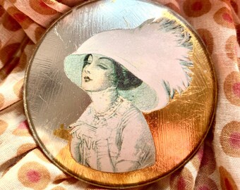 Leona Fein Gibson Girl Glass brooch - Vintage Judaica - gold leaf - Potichomania pendant