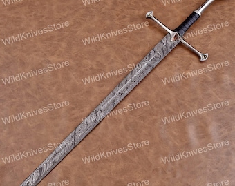 Handmade Damascus Steel Longsword: Medieval Knight Cavalry Sabre sword