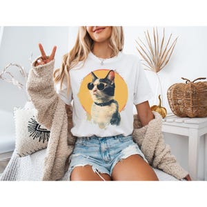 Cool Cat Summer Tee - Fun Pet Lover Shirt, Casual Tee for Cat Enthusiasts, Gift for Animal Lovers, Perfect for Summer Parties