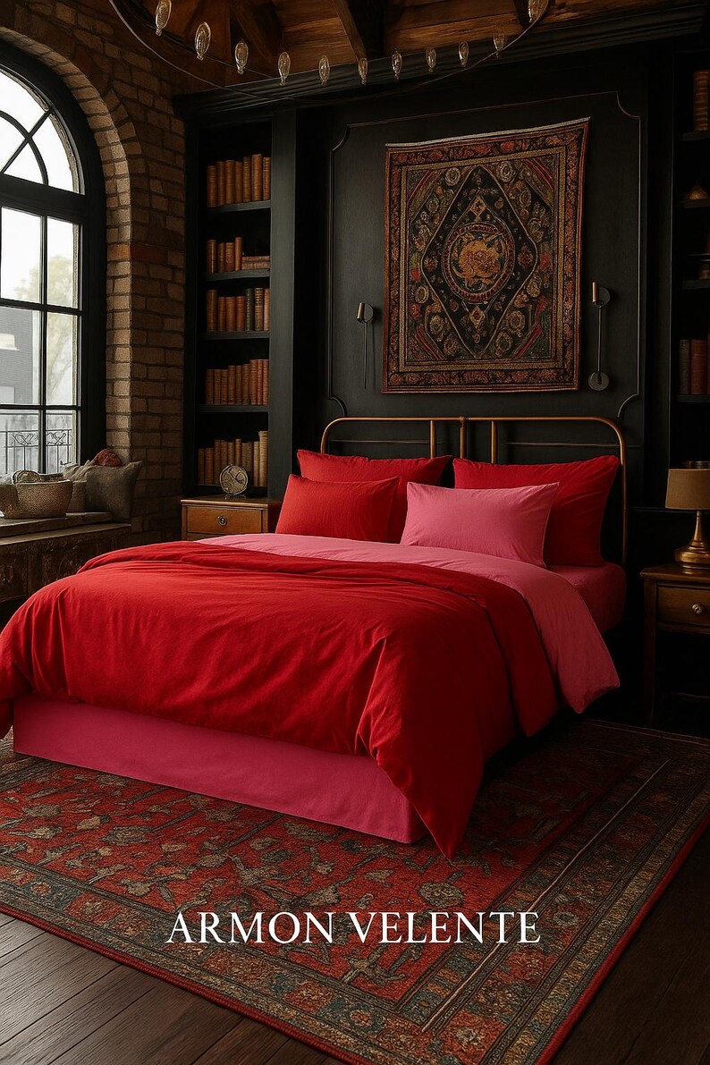 Elegant double-sided duvet cover that brings modern sophistication to your home decor.