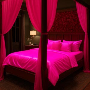 Red and blush reversible duvet cover for modern interiors that value simplicity and sophistication.