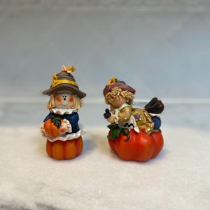 2 Halloween Figures