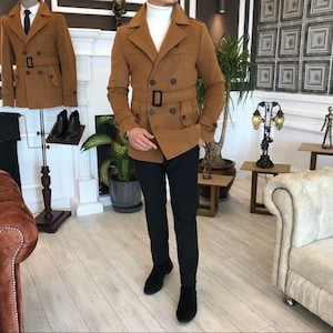 Men&#39;s Windproof Wool Light Brown Overcoat With Belt, High-Quality Winter Outerwear Breathable Tweed Trench Coat, Double-Breasted Long Jacket