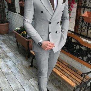 Bespoke-Gray Double Breasted Suit. Business Suit Men, Meeting Suit , Wedding Suit, Tailored Groom Suit, Customize Double Breasted Suit men