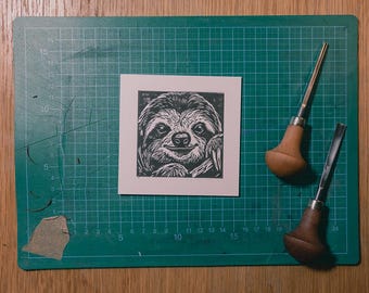 Faultier – Original Linoldruck auf Hahnemühle | Handgemachter Kunstdruck | Unikat