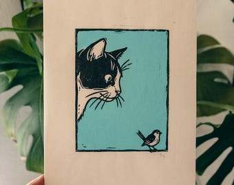 Katze & Vogel – Original Linoldruck auf handgeschöpften Papier in blau| Handgemachter Kunstdruck | Unikat