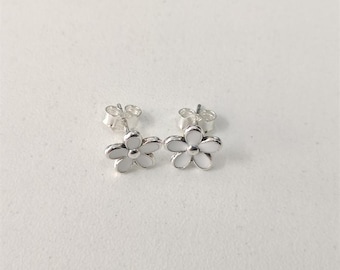 Orecchini a bottone Pandora White Darling Daisies