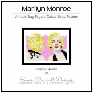Könnte beinhalten: Ein Perlenmuster für eine Peyote-Stich-Amulettetasche mit einem Porträt von Marilyn Monroe. Das Muster wurde von Susan Brackett Designs entworfen.