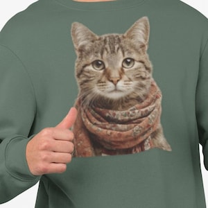 Gewikkeld in kattensweater| Grappig kattenliefhebbercadeau| Uniseks kledingstukgeverfd sweatshirt| Kattenliefhebberscadeau herfst| Sjaal Life Cat | Shirt met lange mouwen katten
