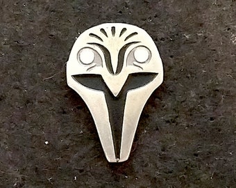 Bo-Katan Kryze Hand Cast Pewter Helm Pin