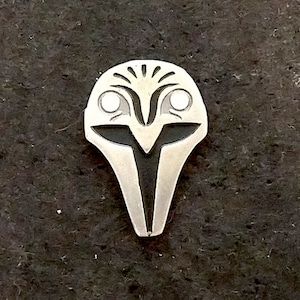 Bo-Katan Kryze Hand Cast Pewter Helm Pin