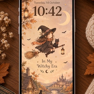 Fondo de pantalla para iPhone "En mi era de brujas", Bruja linda en escoba, Fondo de pantalla estilo Witchcore, Pantalla de bloqueo de Halloween otoñal, Descarga digital
