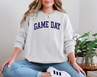 Game Day Sweatshirt Varsity Brief Rundhalsausschnitt Outfit Football Saison Herbst Sonntag Brunch Sports Bar Gemütliches Neutrales Geschenk für Fan