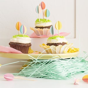 Adornos para cupcakes con forma de huevo de Pascua hechos a mano, plantilla SVG y PDF
