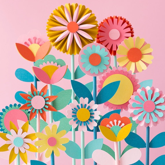 Teacher Created Resources Fiori Di Carta 3D Per Decorazioni - Set Da 4, 40,6 Cm, Con Magnete
