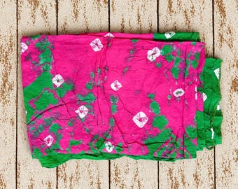 Vintage Pink Green Tie Dye Silk Fabric, Lightweight Sari Remnant, Indian Textile for Sewing and Craft Projects