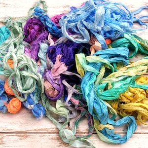 Retales de cinta de seda sari en tonos pastel, restos de cinta de seda reciclada, cinta sari para manualidades, arte textil, suministros para álbumes de recortes