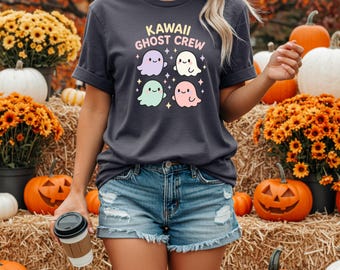 Kawaii Ghost Tee: Pastel Halloween Design - Soft Cotton