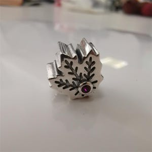 pandora canada maple leaf red sinthetic ruby charm~bead