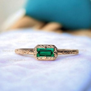 Emerald Gemstone Ring~ Natural Emerald Ring~ Emerald Eternity Band Ring~ Gift for Her~ Stackable Emerald Band/Green~ Birthstone Ring