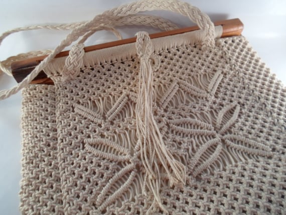 Macrameha Vintage Macrame Handmade Pretty Pattern With Wood Ha… - Gem