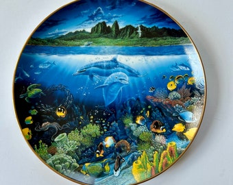 Vintage under the  sea plate Danbury  mint A Discovery off Anahola by Robert Lyn Nelson  Under water Paradise  dolphin dish  free shipping