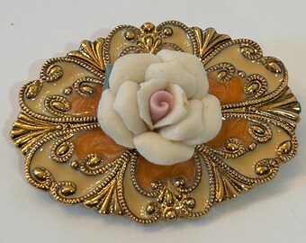Vintage Goldtone and rose ceramic  pin brooch with enamel details womens retro accessories