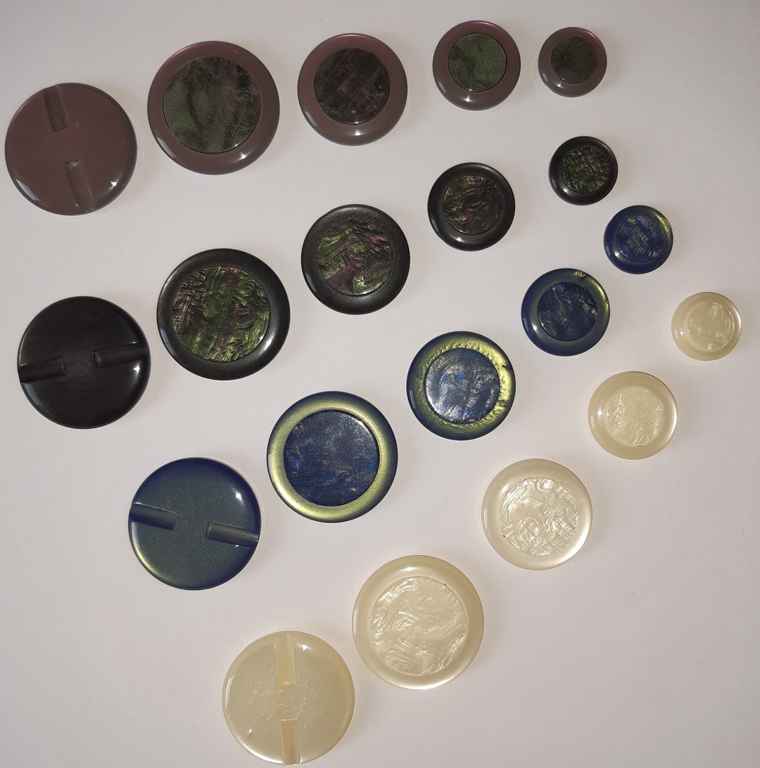Thick Buttons in Marble Effect in 4 Sizes and 4 Colours - Etsy
