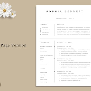 Op de afbeelding: Een minimalistische cv-sjabloon met de naam "SOPHIA BENNETT" bovenaan. Het document bevat secties voor contactgegevens, een profiel, opleiding, werkervaring en vaardigheden. De woorden "1 Page Version" zijn zichtbaar.
